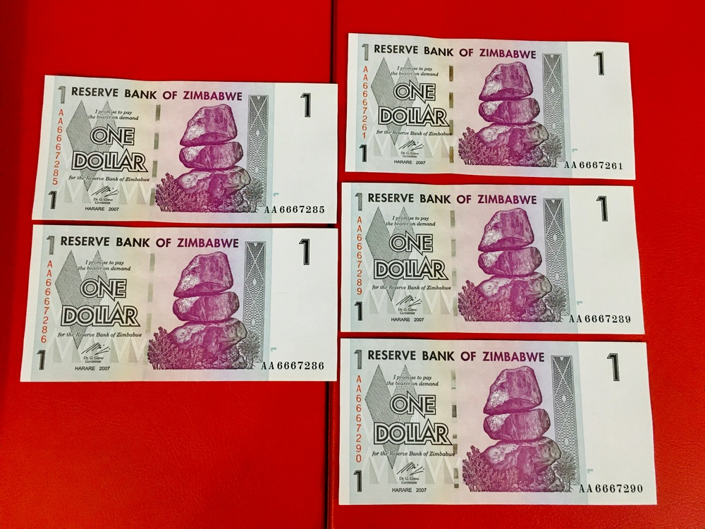 05 Tờ 1 dollar Zimbabwe hình trâu làm quà tặng Tết - tặng bao lì xì - The Merrick Mint