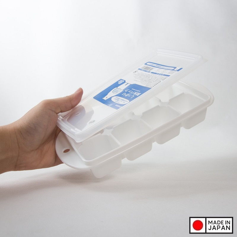 Khay đựng đồ ăn dặm cho bé có nắp nhựa dẻo 8 ngăn Nakaya hàng nội địa Nhật Bản AD24