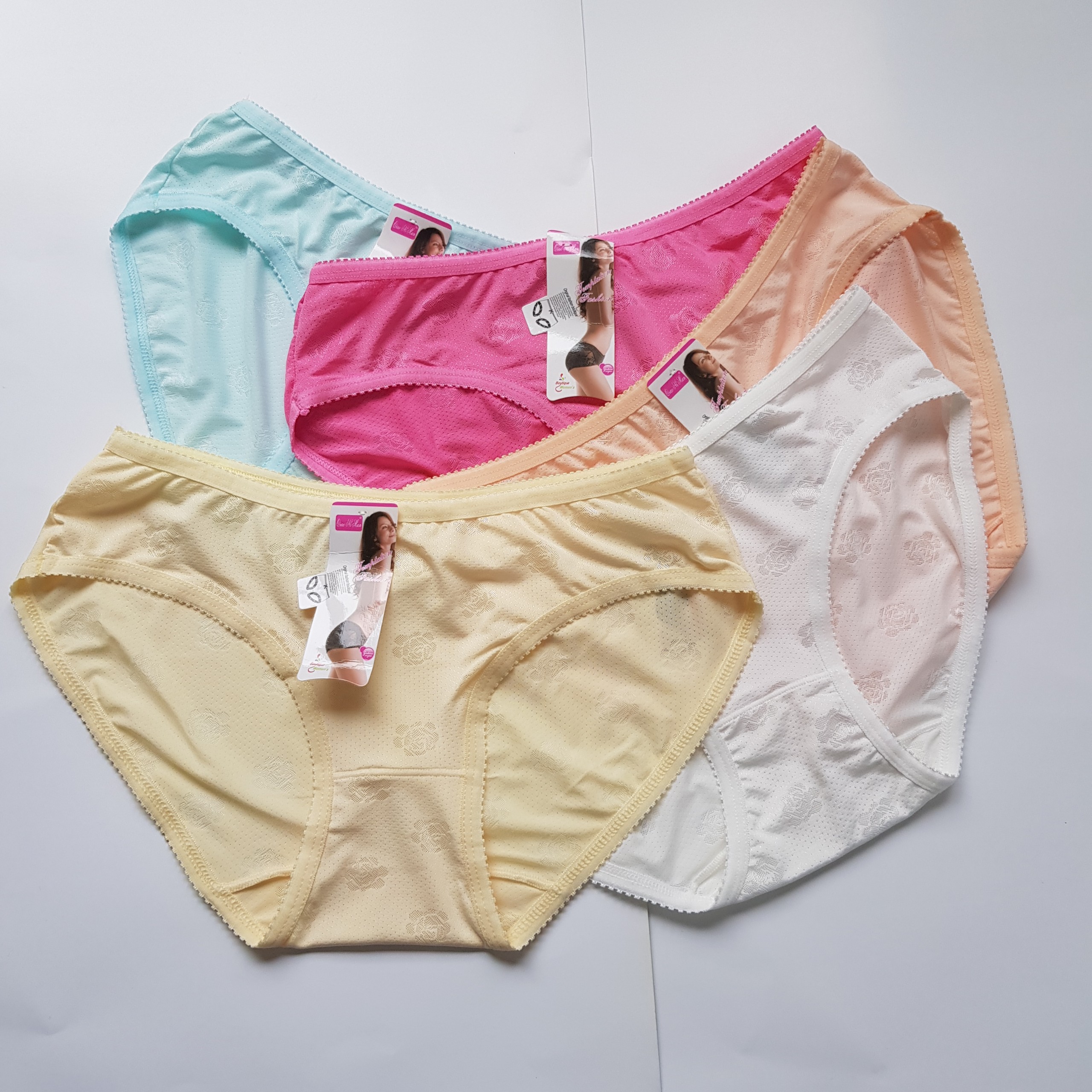 Combo 10 quần lót thông hơi hoa chìm fom to từ 48-58kg siêu đẹp