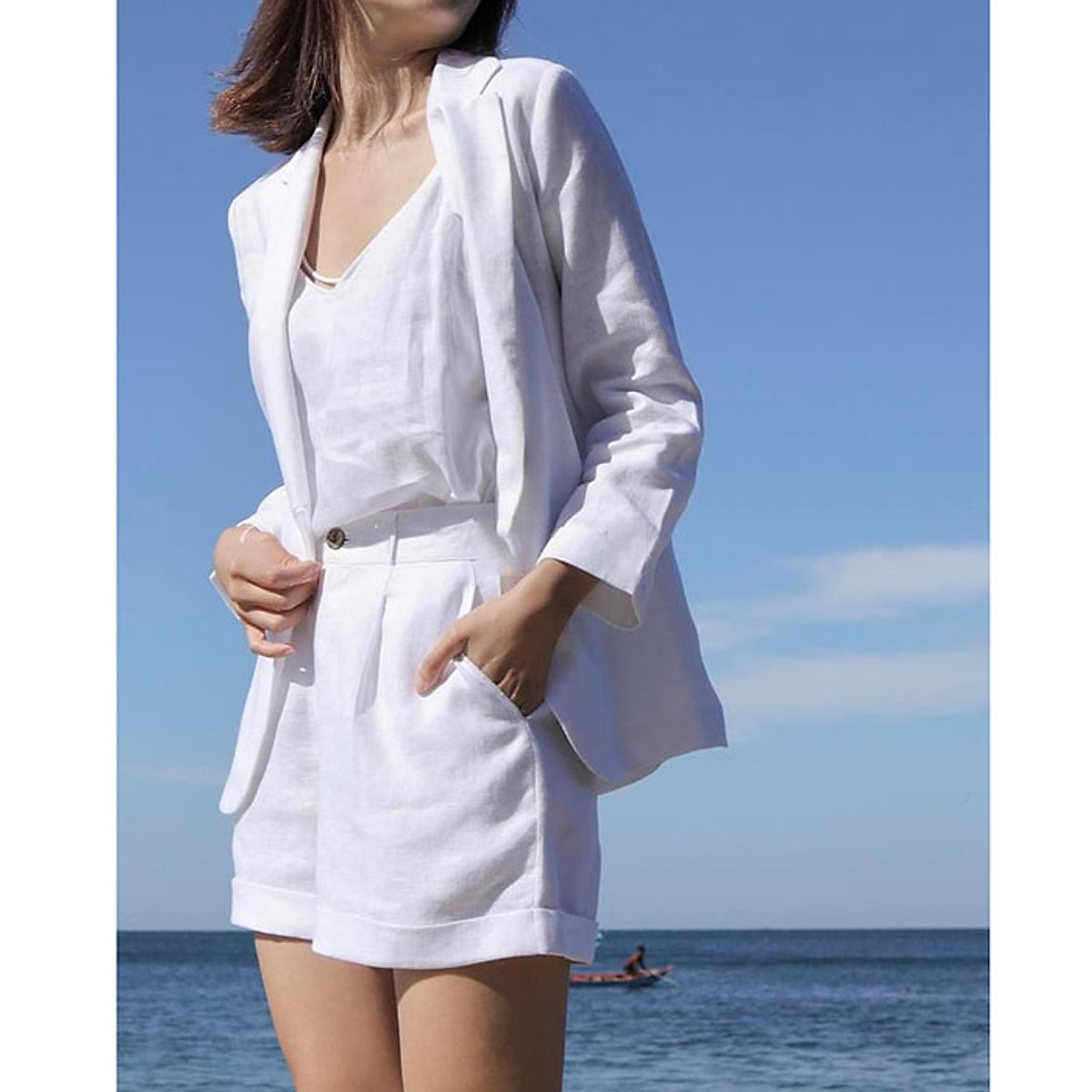 Set bộ 3 món vest blazer Linen ve vuông công sở + Quần short + Áo 2 dây trẻ trung - Trắng