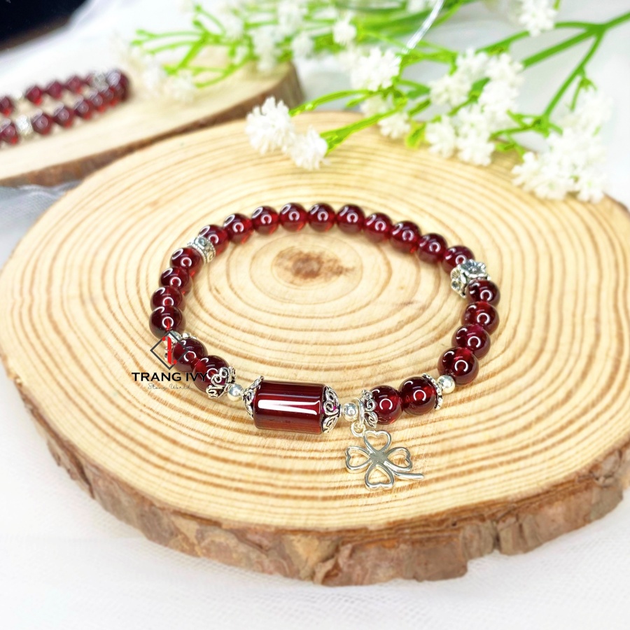 Vòng Tay Garnet Mix Charm