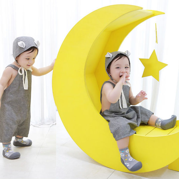 Attipas Halloween - Gray/ AT009 - Giày tập đi cho bé trai /bé gái từ 3 - 24 tháng nhập Hàn Quốc: đế mềm, êm chân & chống trượt