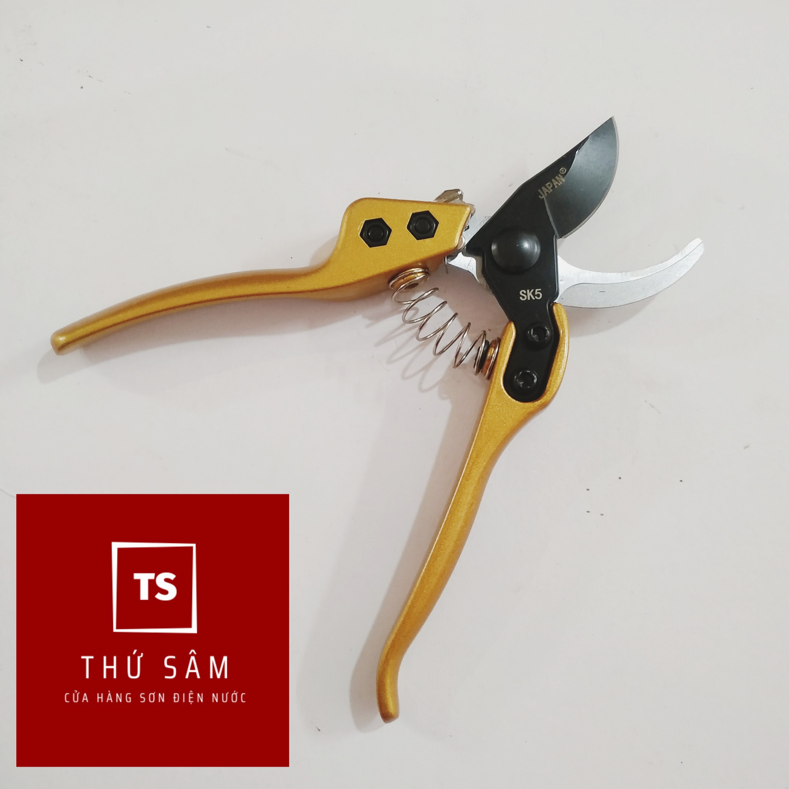 Kéo cắt tỉa cành cây Nhật SK5 vàng