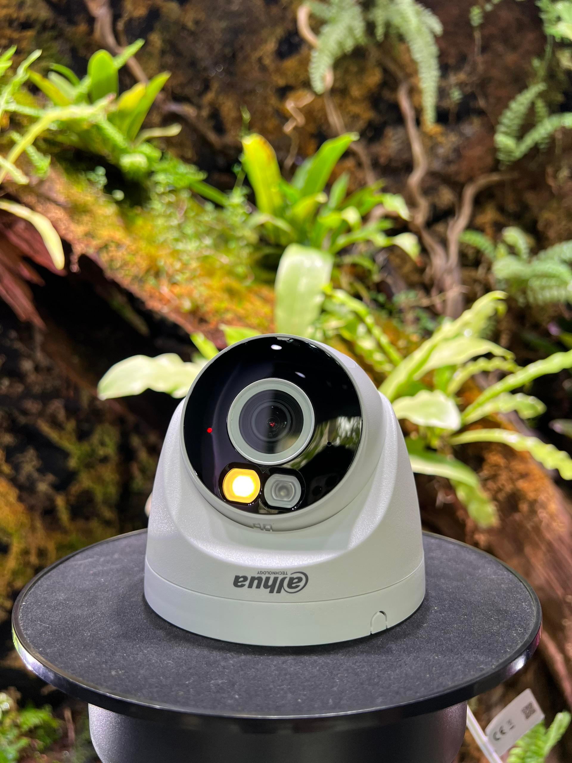 Camera Wifi DAHUA DH-T2A-PV 2M Ngoài Trời, Có Màu Ban Đêm, Đàm Thoại Hai Chiều và Có Cảnh Báo Chuyển Động - Hàng chính hãng