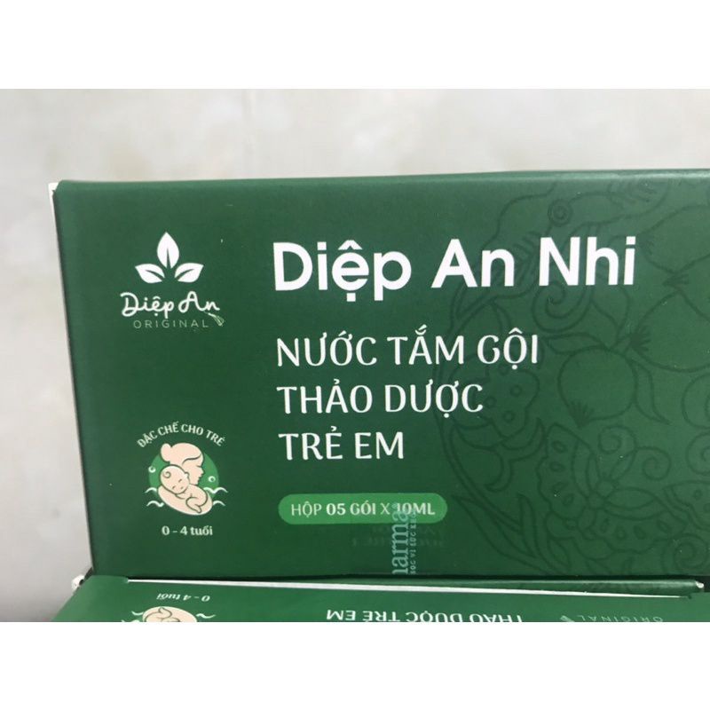 Nước Tắm Thảo Dược Trẻ Em Diệp An Nhi (hộp 5 gói)