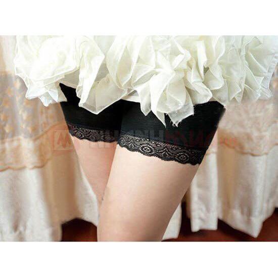 Quần mặc trong váy cotton pha ren