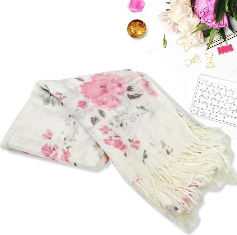 Khăn choàng cổ họa tiết hoa thanh lịch màu ngẫu nhiên