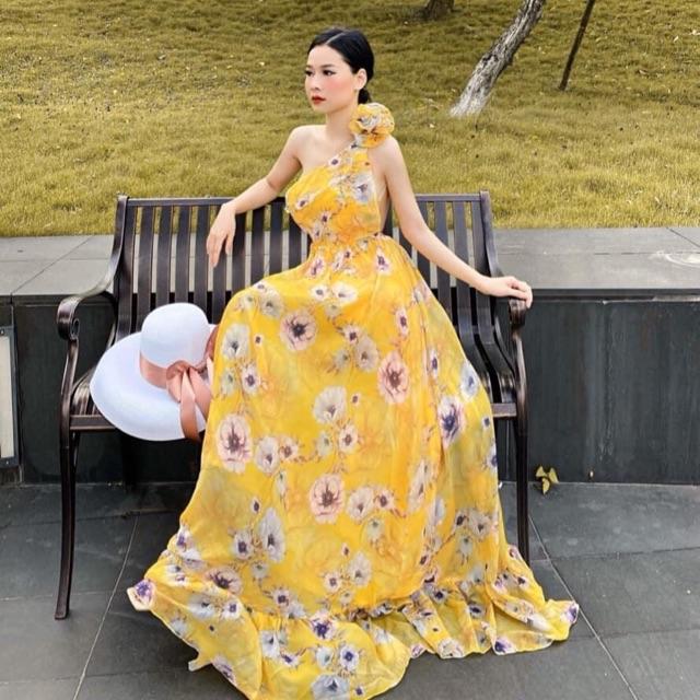 Váy hoa lệch vai bông nơ