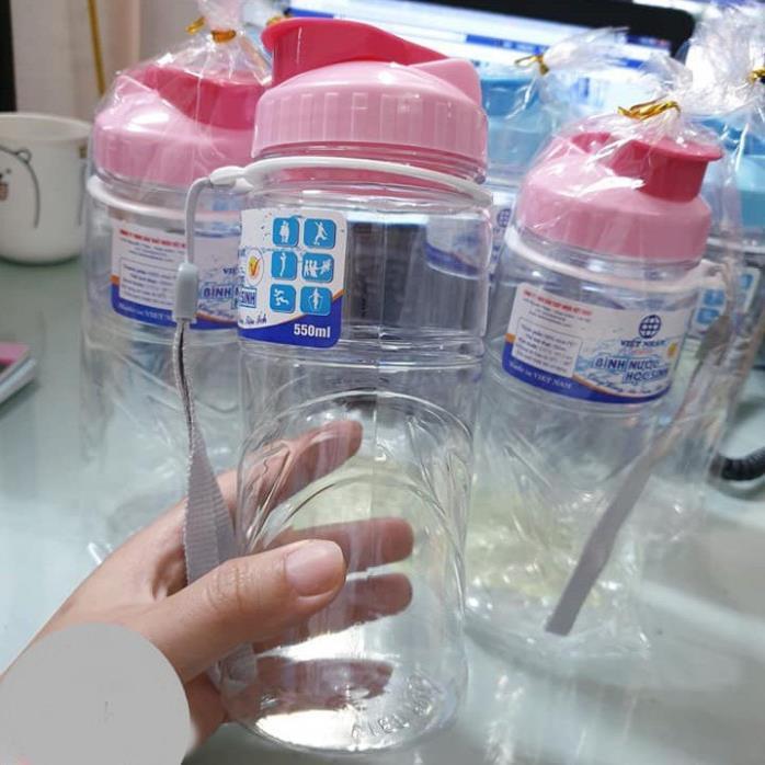 Bình nước học sinh 550ml nhựa Việt Nhật
