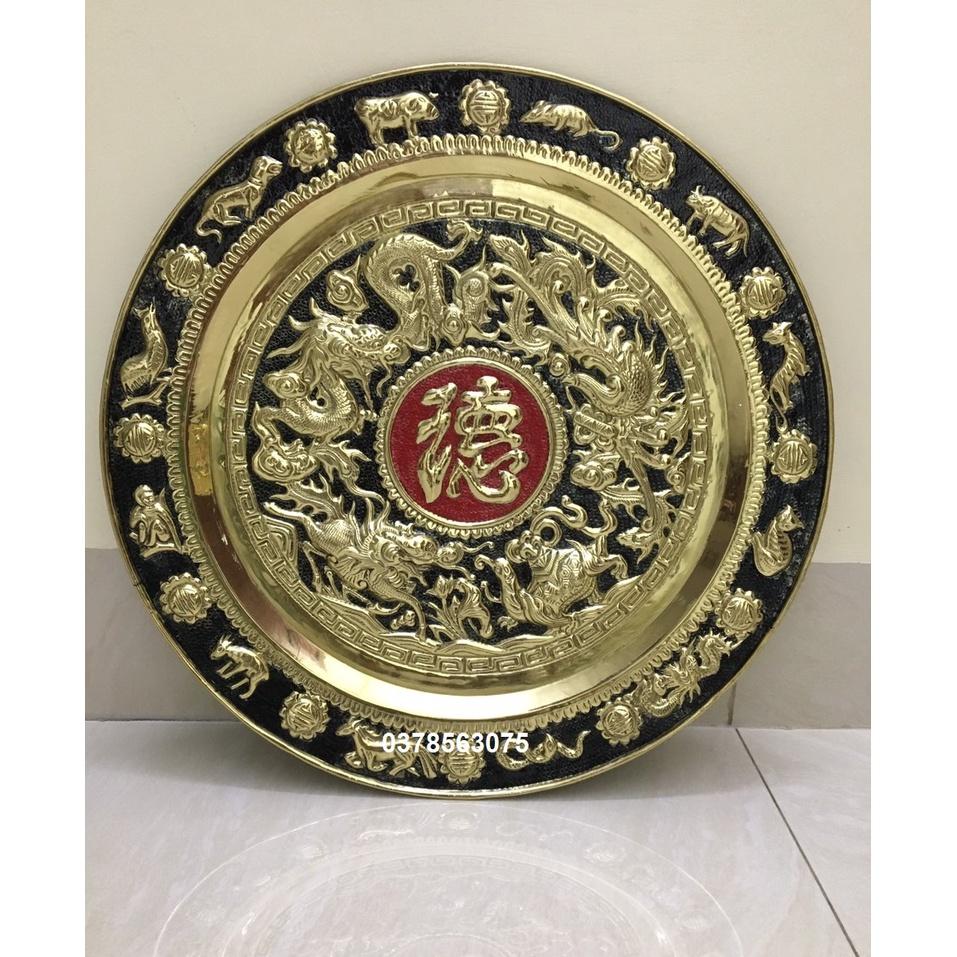 Mâm đồng chữ đức hán nền đen chất liệu bằng đồng vàng nguyên chất hoạ tiết tứ linh 52cm