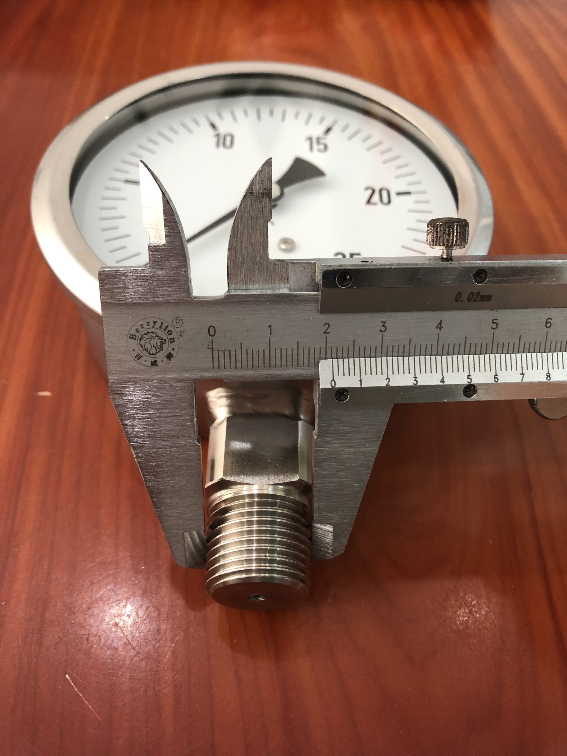 Dụng cụ đo áp suất P255-100A - dãy đo Mpa / Kgf/cm2