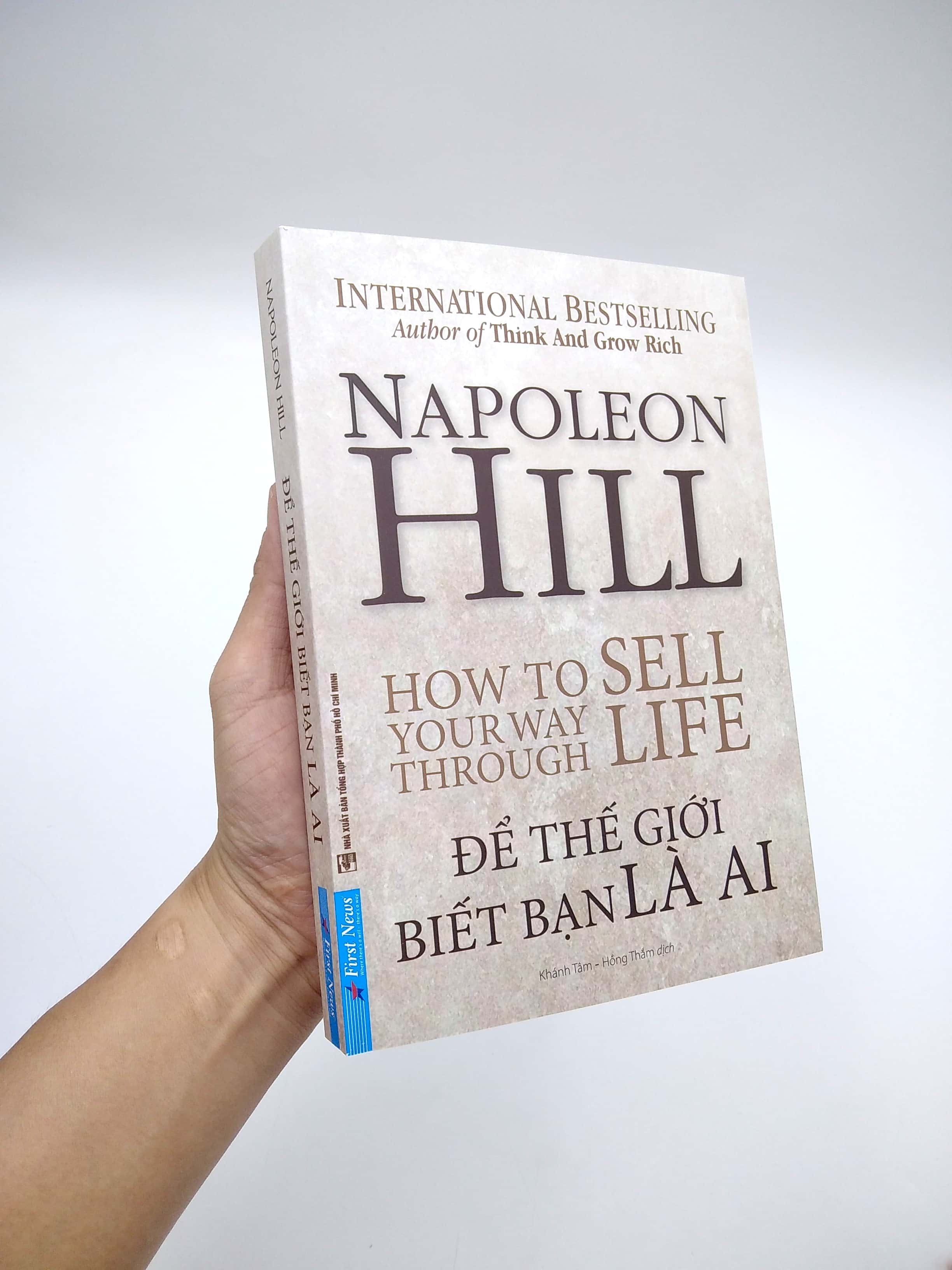 Để Thế Giới Biết Bạn Là Ai - How To Sell Your Way Through Life