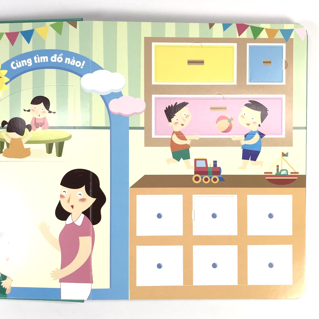 Sách Lift The Flap Lật Mở Khám Phá - At The Nursey School Ở Nhà Trẻ - Cho Bé 0-6 Tuổi Hào Hứng Đi Học Mẫu Giáo