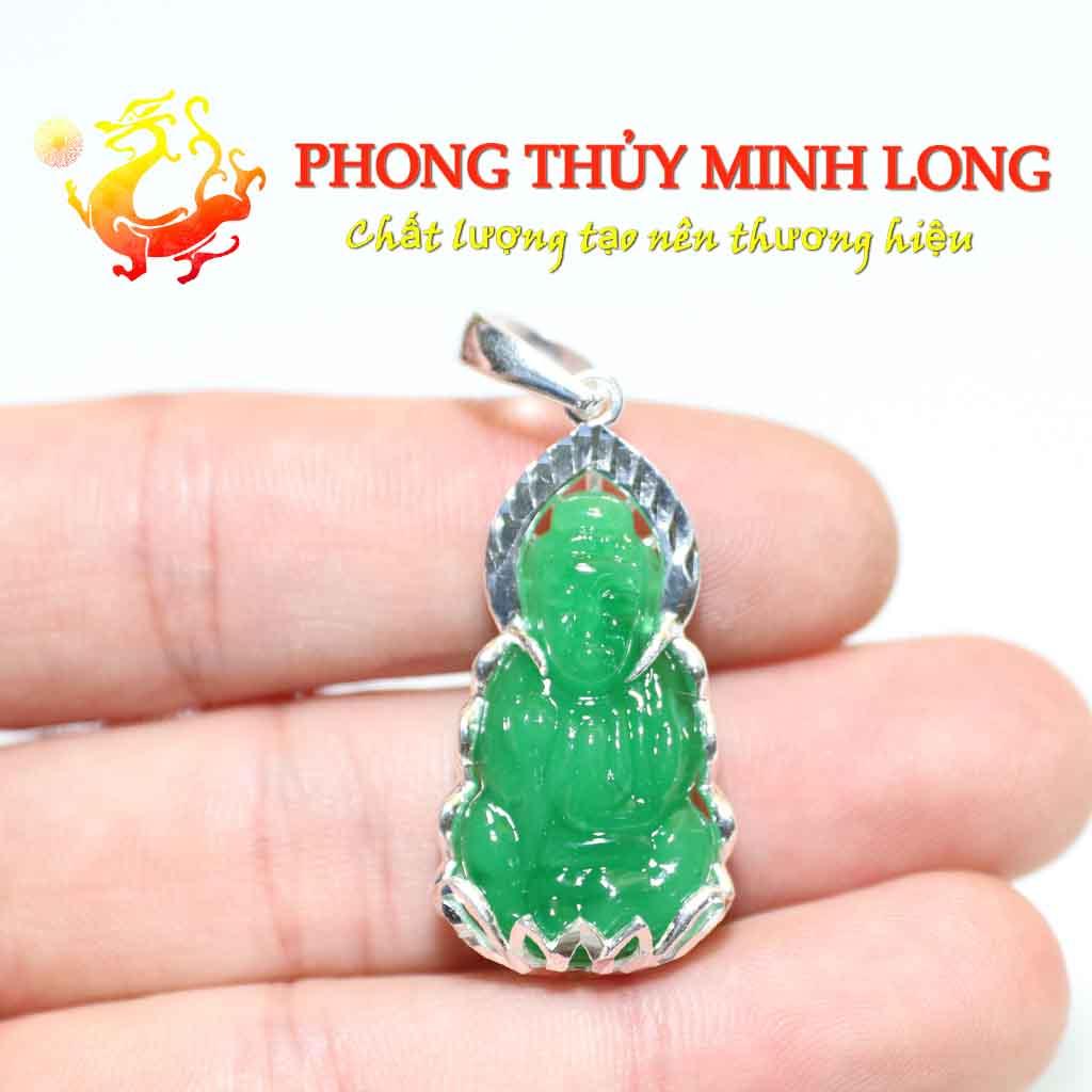 Mặt dây chuyền phật bà Quan Âm đá Mã Não Xanh hợp người mệnh Thủy và Mộc