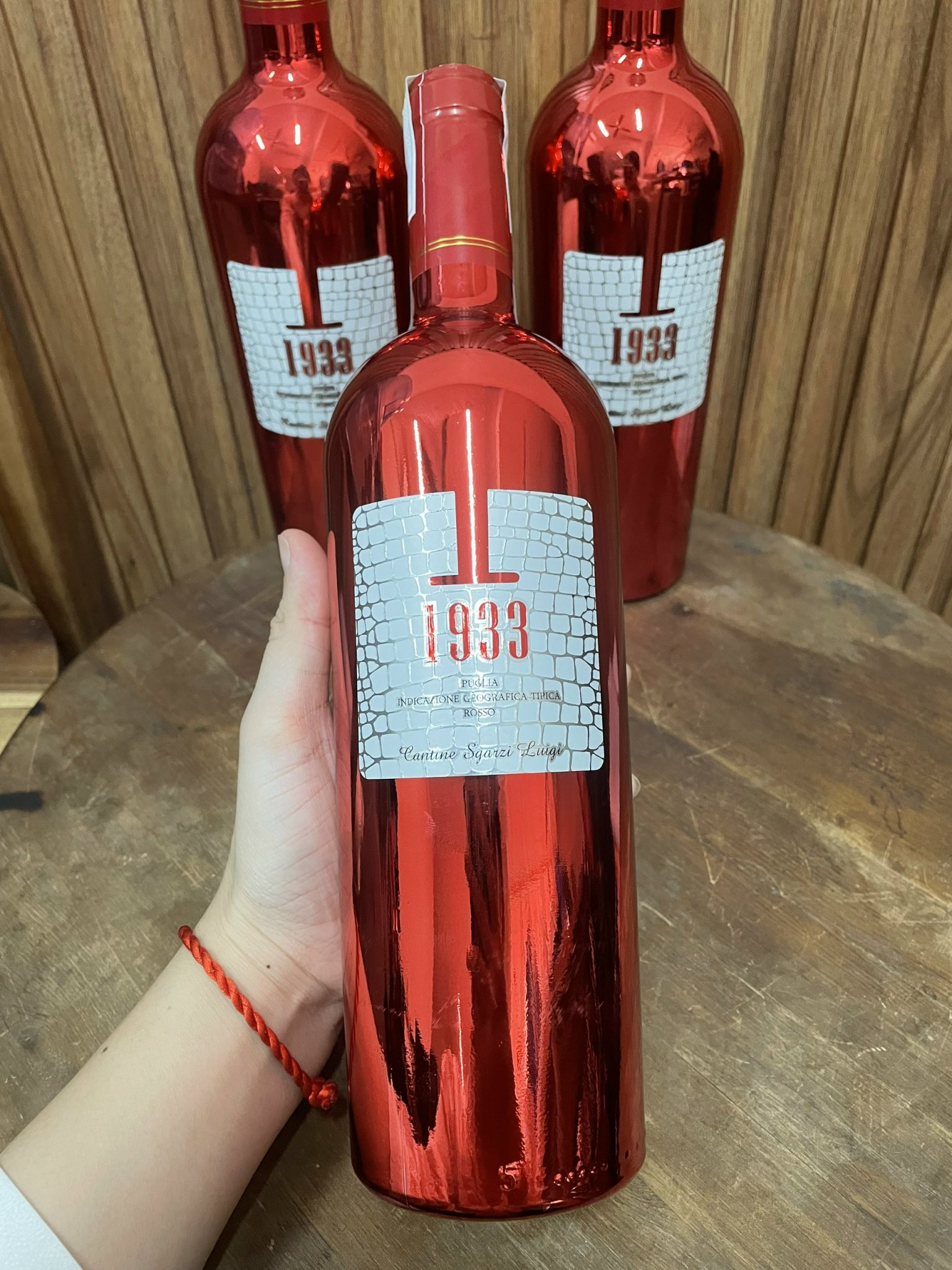 Vang Ý 1933 Ruby - Chai Màu đỏ