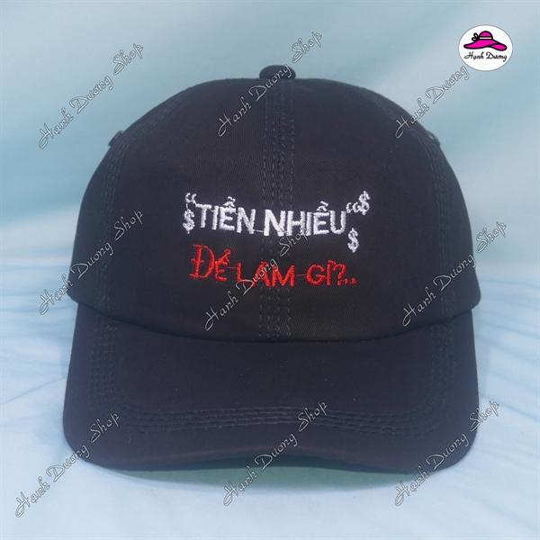 Nón kết thêu chữ Tiền Nhiều Để Làm Gì có khóa tăng giảm size phía sau - Đen