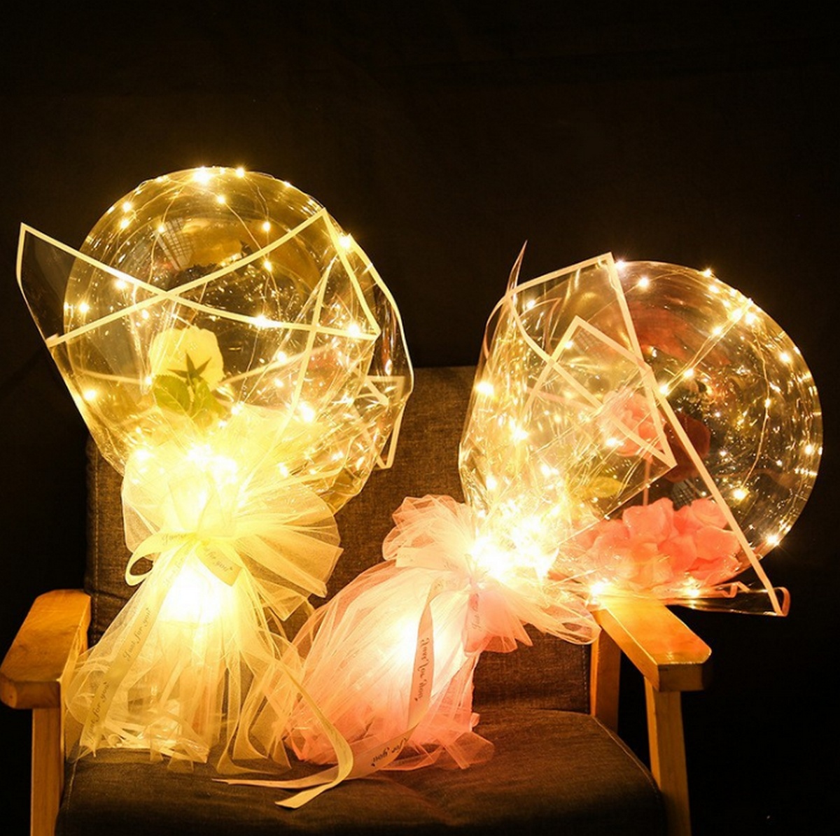 Hoa Hồng Bong Bóng Hình Tròn Có Đèn Led Dễ Thương