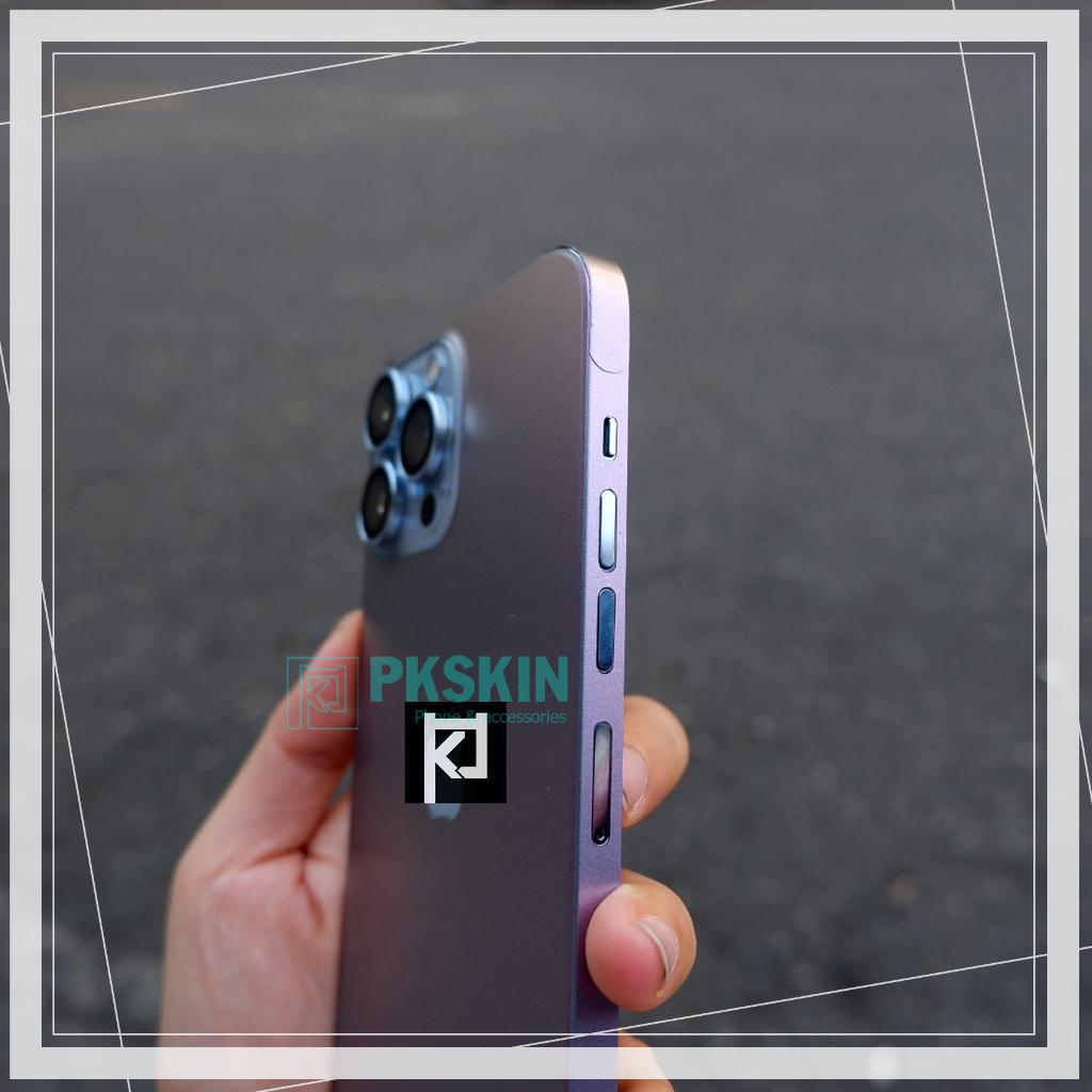 Miếng dán skin ánh tím cho iphone 12 , 12 pro max , 12 mini , 12 pro , 13 ,13 pro , 13 pro max , 13 mini , 11 , 11 pro