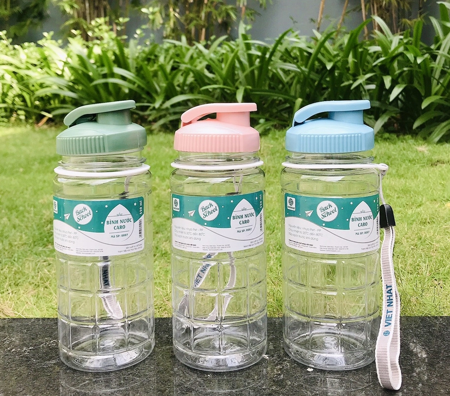 BÌNH ĐỰNG NƯỚC VỚI THIẾT KẾ CARO DUNG TÍCH 550ML-JL