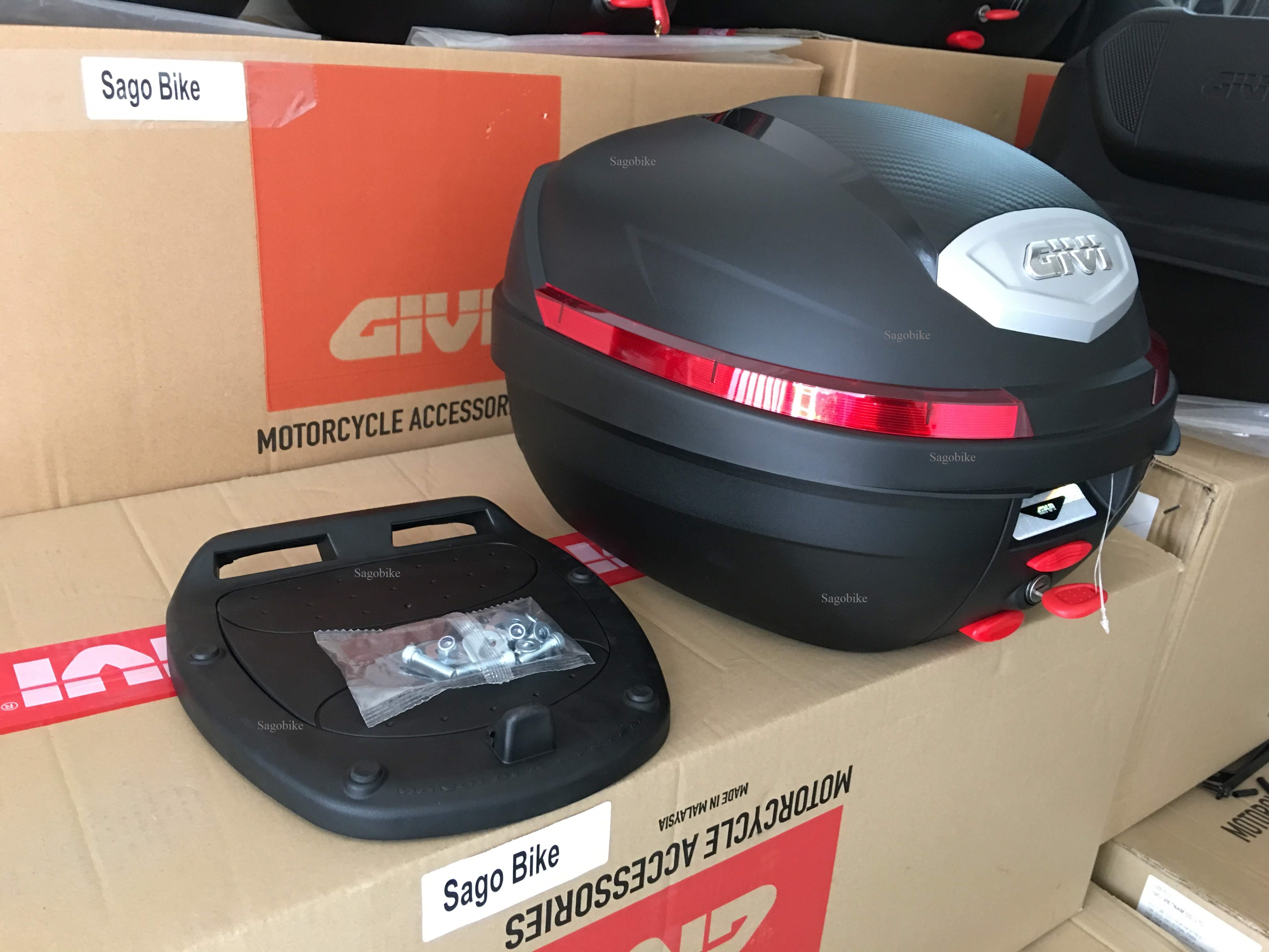 Thùng givi B270N, baga SRX (S) lắp cho xe NVX 155 VVA