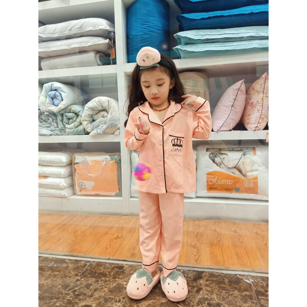 pijama phi lụa mờ dài tay in vương miện cho bé từ 14 đến 40kg 0205