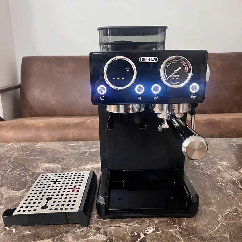 Máy pha và xay cà phê bán tự động 3 trong 1 Espresso, Cappuccino, Latte thương hiệu Mỹ cao cấp HiBREW H20 - Công suất 1500W 20bar - Hàng chính hãng