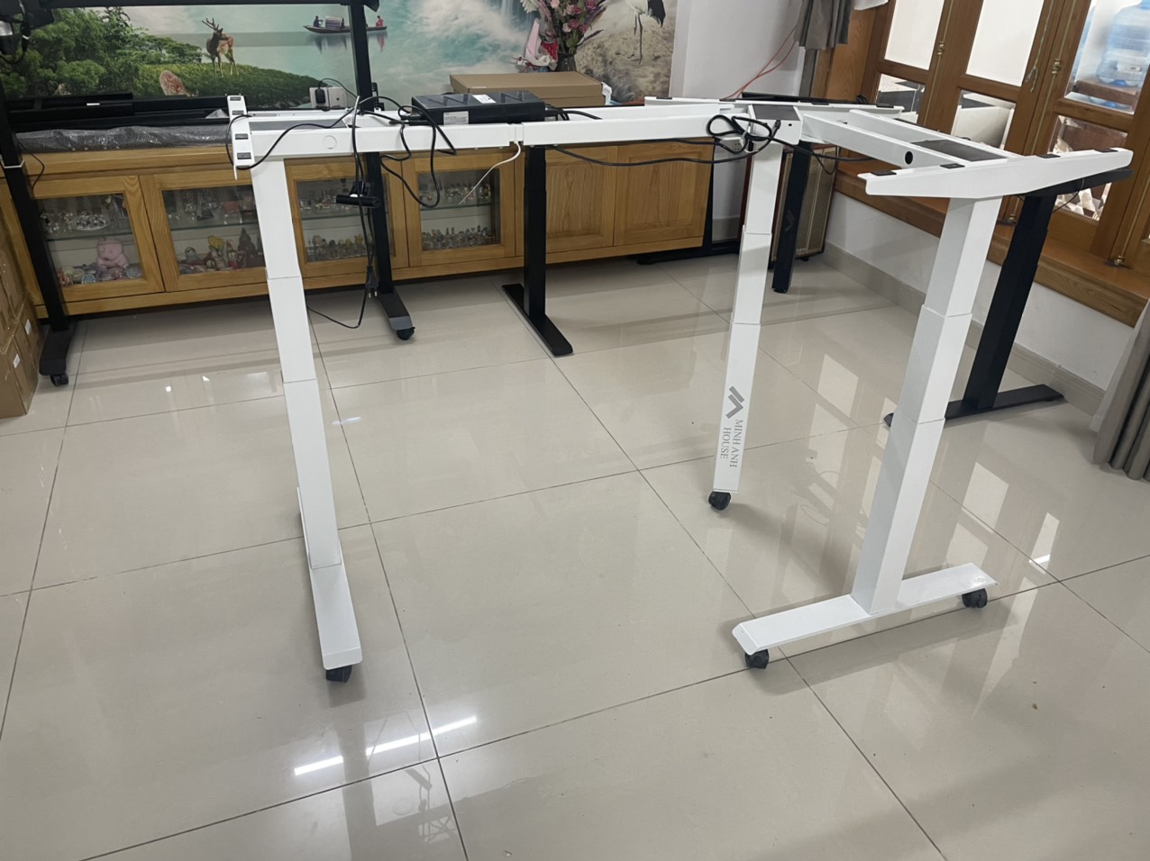 Bàn Làm Việc Nâng Hạ Thông Minh chữ L MAH-DL 33 - 3 motor 3 phân đoạn