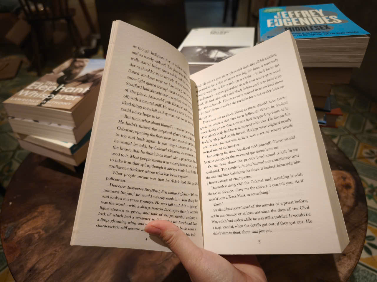 Sách - Snow : the masterful country house murder mystery and top 10 Sunday Times bestseller (Strafford and Quirke) by John Banville