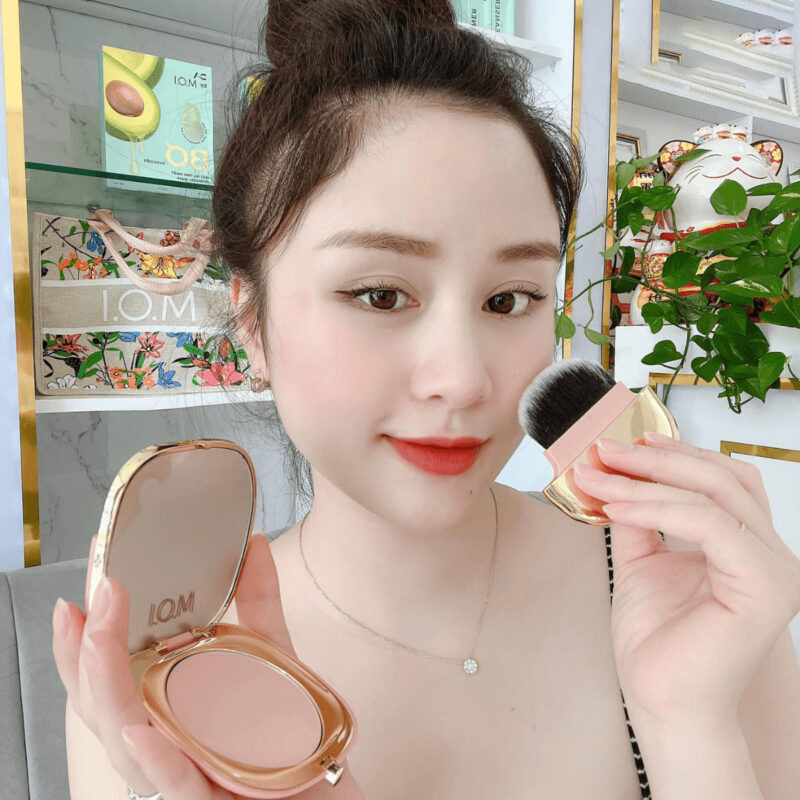Phấn Má Hồng M.O.I Phiên Bản GIỚI HẠN Hồ Ngọc Hà