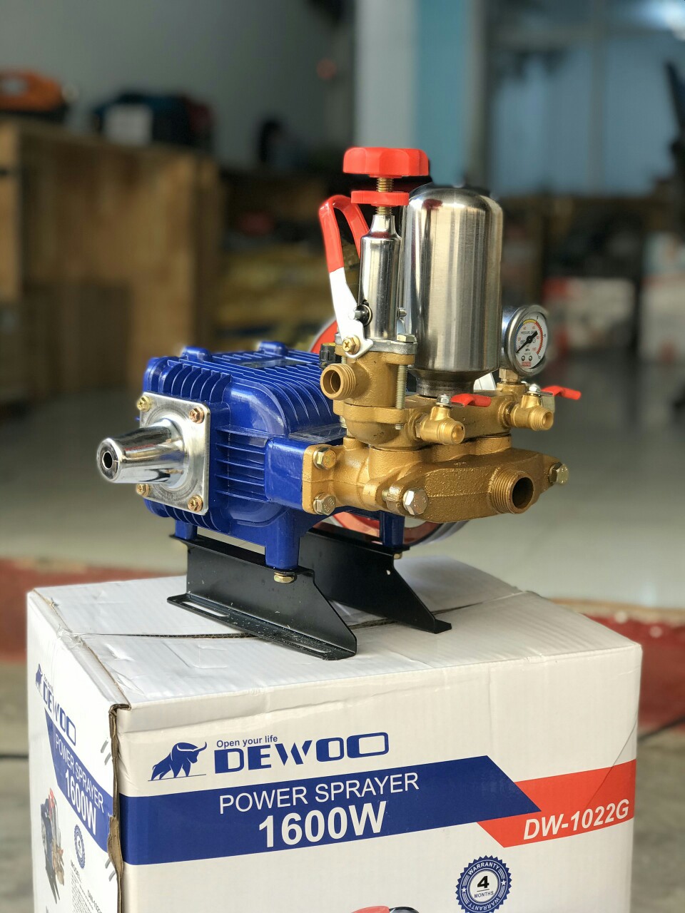 ĐẦU RỬA XE - ĐẦU PHUN XỊT RỬA 2HP DEWOO DW-1022G