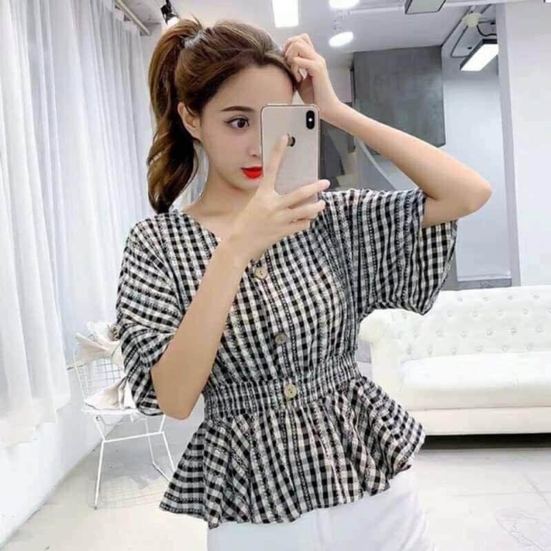 Áo kẻ care nhún eo