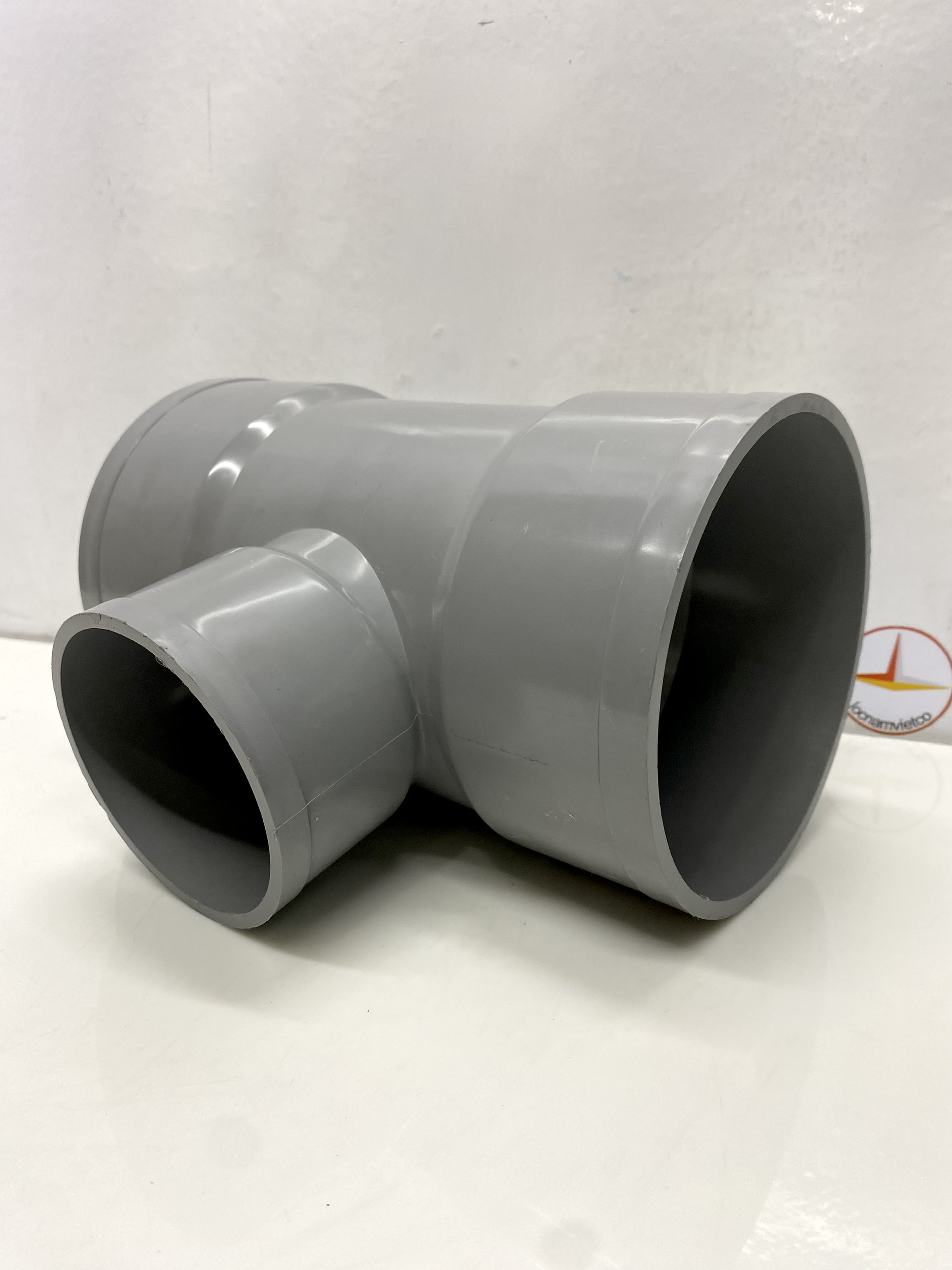 Tê giảm 168 x 114 nhựa PVC ST_T168x114