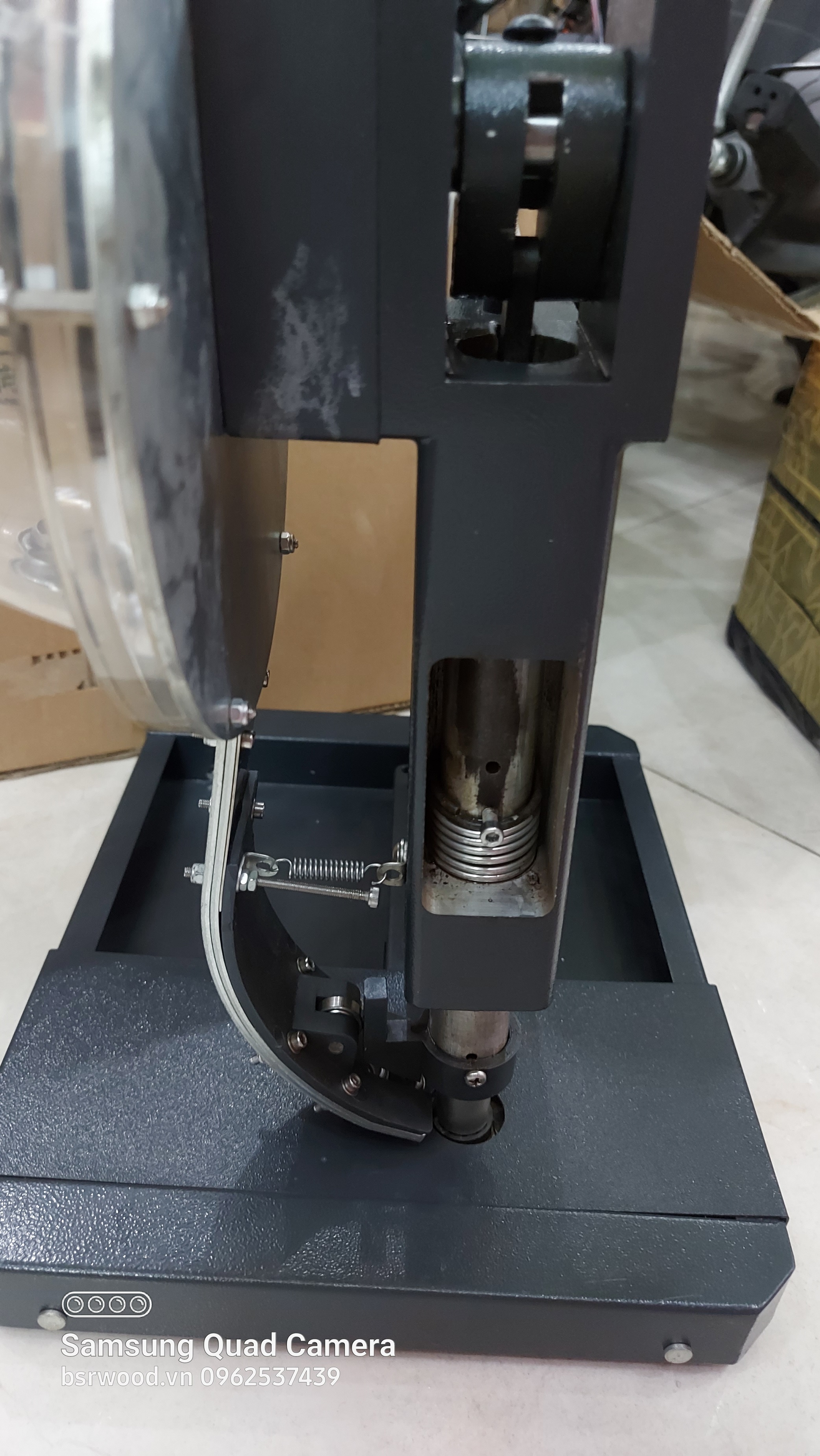 Máy đóng khoen bạt Loại bán tự động Dành cho khoen ore 10mm Máy đóng khuy bạt quảng cáo, bạt che mưa nắng
