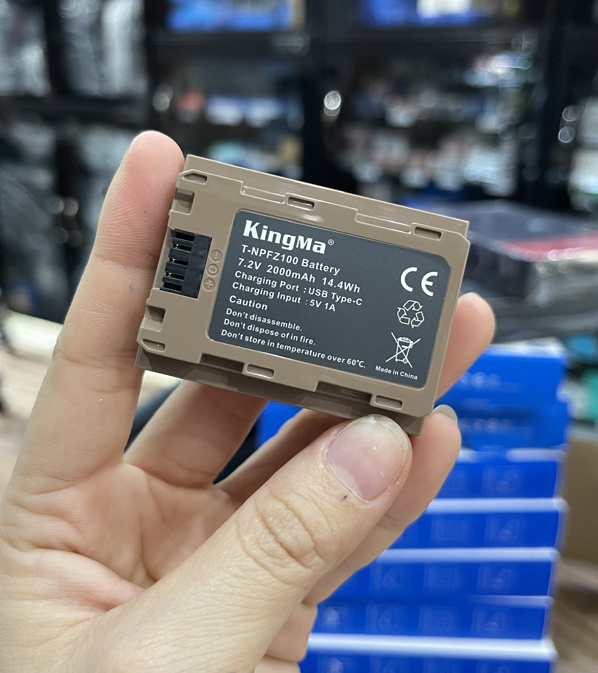Pin sạc đôi Kingma Ver 5 cho Sony NP-FZ100 - Hàng chính hãng
