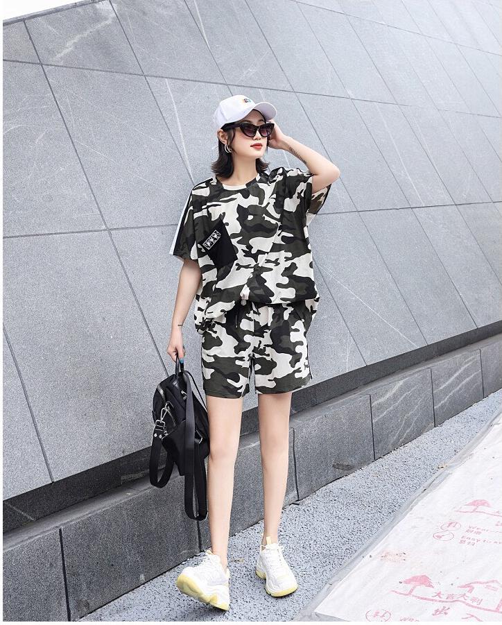 BỘ THUN THỂ THAO PHỐI LÍNH RẰN RI FORM RỘNG SIZE 45KG ĐẾN 70KG