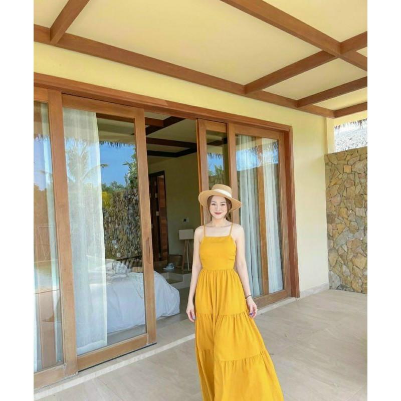 Maxi vàng cổ yếm hở lưng tầng