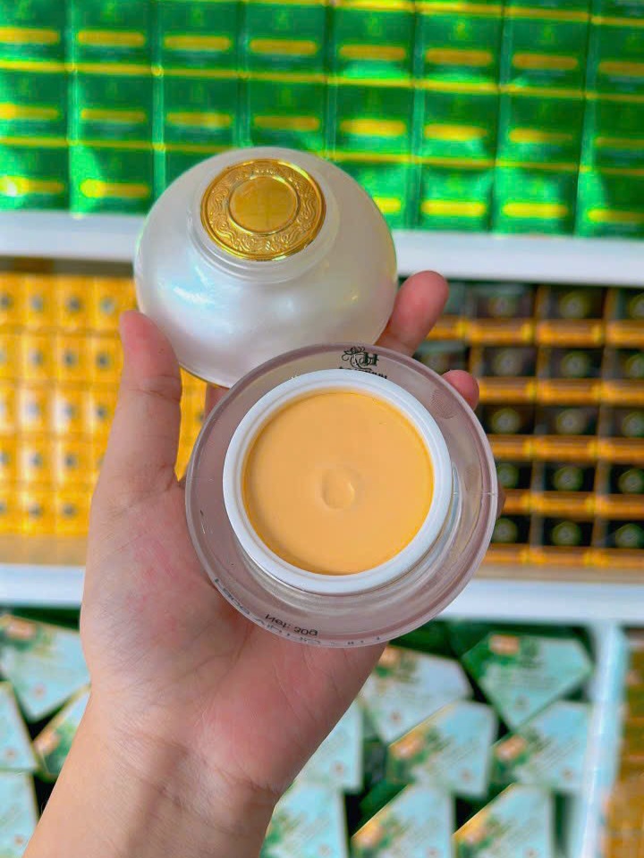 Kem face trắng VIP Huỳnh Đỗ 25g, dưỡng trắng, chống nắng, ngừa mụn