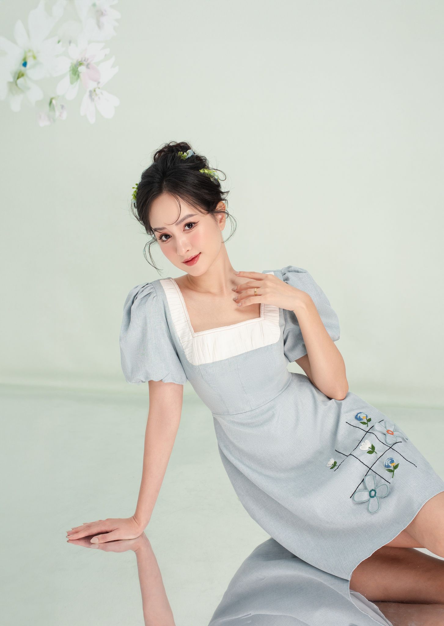 OLV - Đầm Jinrus Square Neck Embro