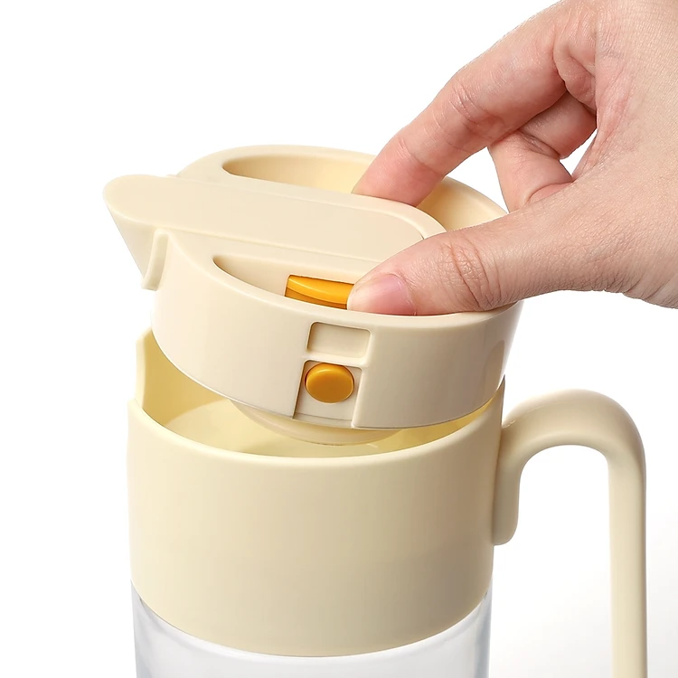 Bình đựng dầu ăn thủy tinh LocknLock 550ml CKO208, Hàng chính hãng, nắp mở tự động, miệng bình rộng, có tay cầm -JoyMall
