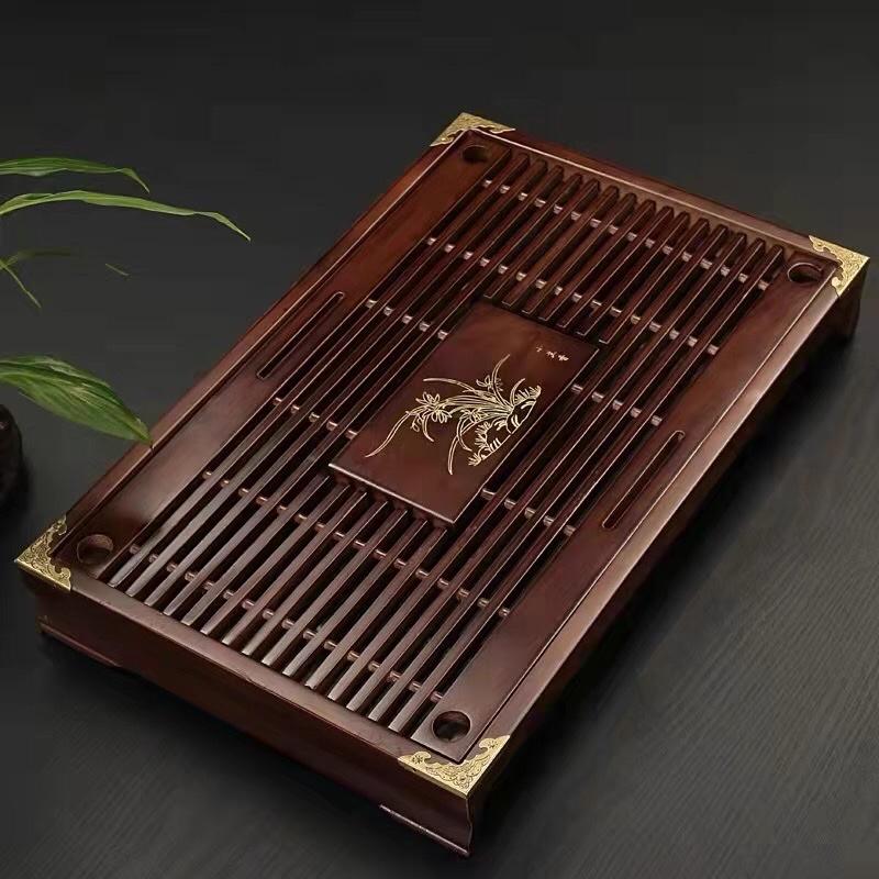 Bàn uống trà bằng gỗ sang trọng
