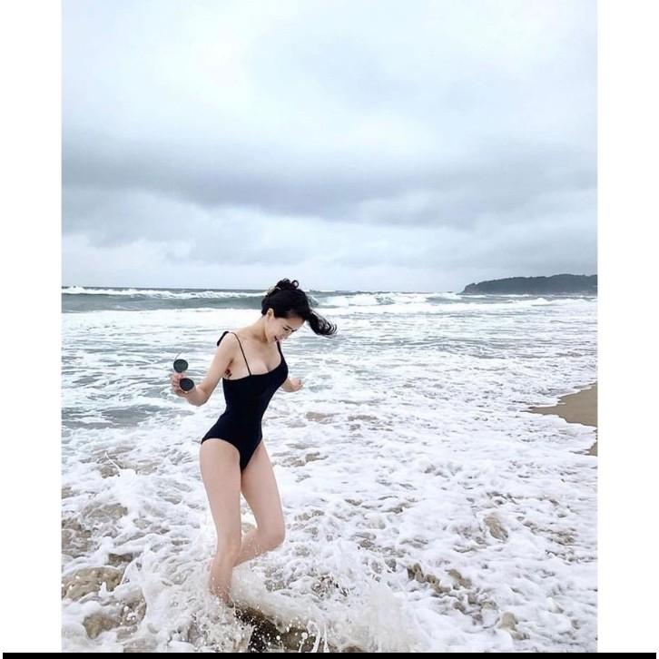 Đồ bơi bikini liền 1 mảnh bodysuit lệch vai siêu cá tính màu đen VATIXA BKN28