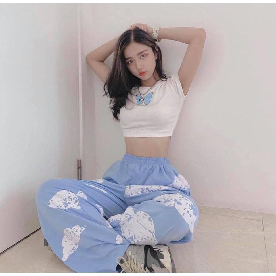 Set Quần Jogger Xanh Kèm Áo Croptop Siêu Xinh