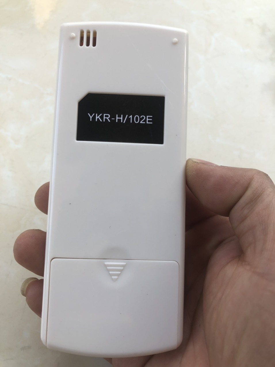 ĐIỀU KHIỂN ĐIỀU HÒA CASPER YKR -H102E-HÀNG CHÍNH HÃNG