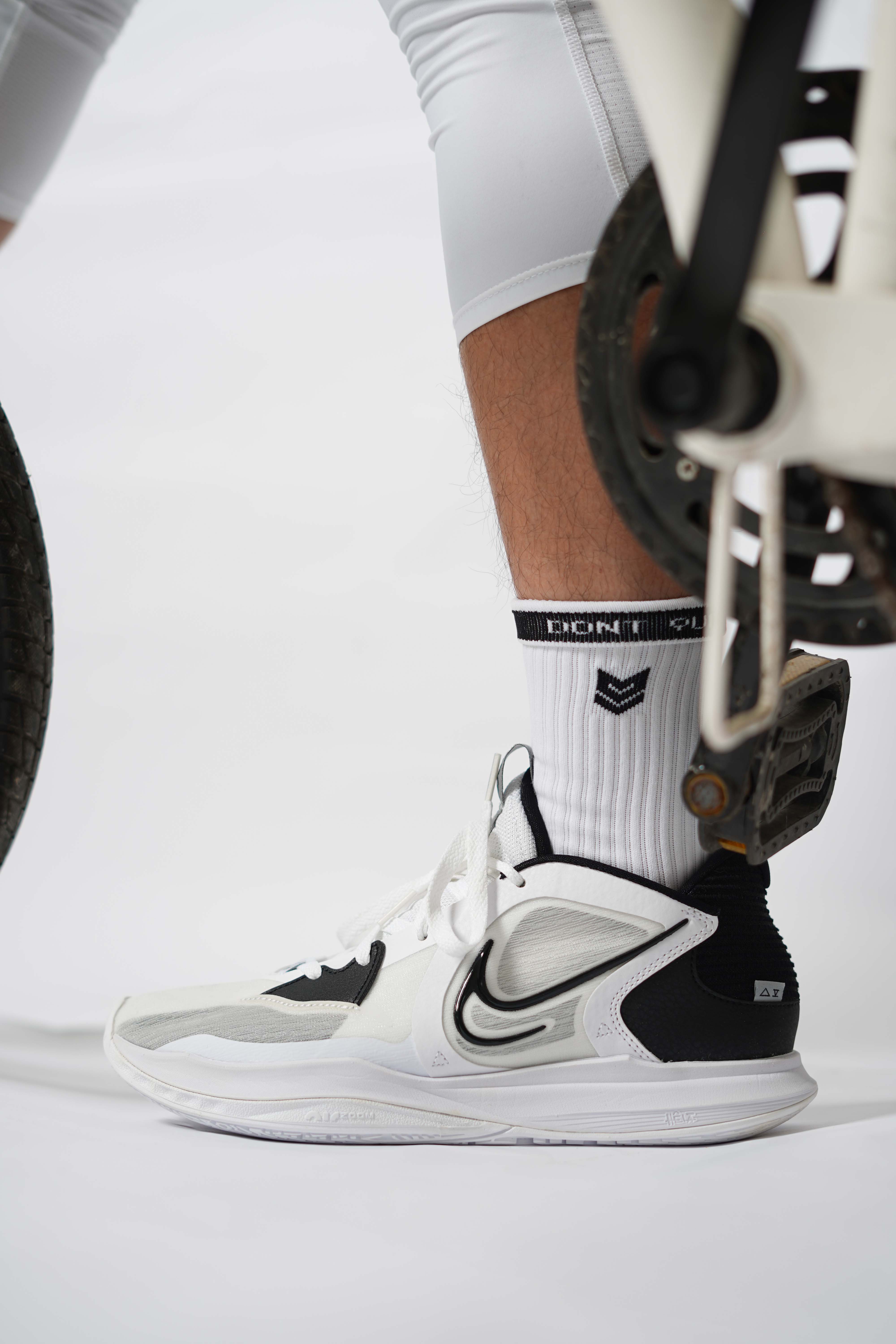 Tất Thể thao Redikick Dont Quit Do It Cotton Cổ cao Có đệm Chống hôi chân vớ bóng rổ bóng đá chạy bộ Gym
