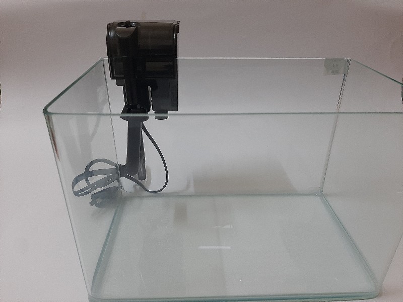 Lọc thác HBL 301 cho bể cá dài 30 cm