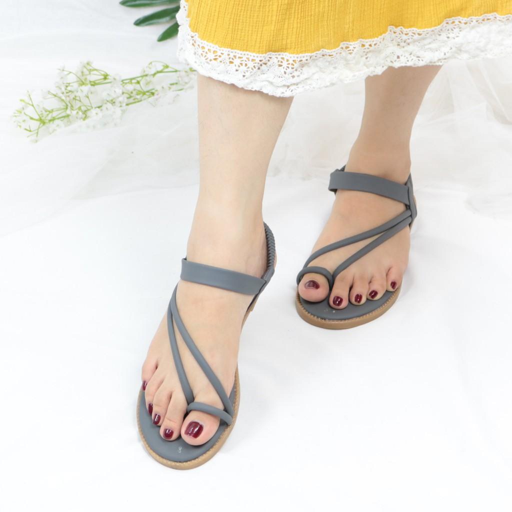 Giày sandal nữ Giavy xỏ ngón SK44