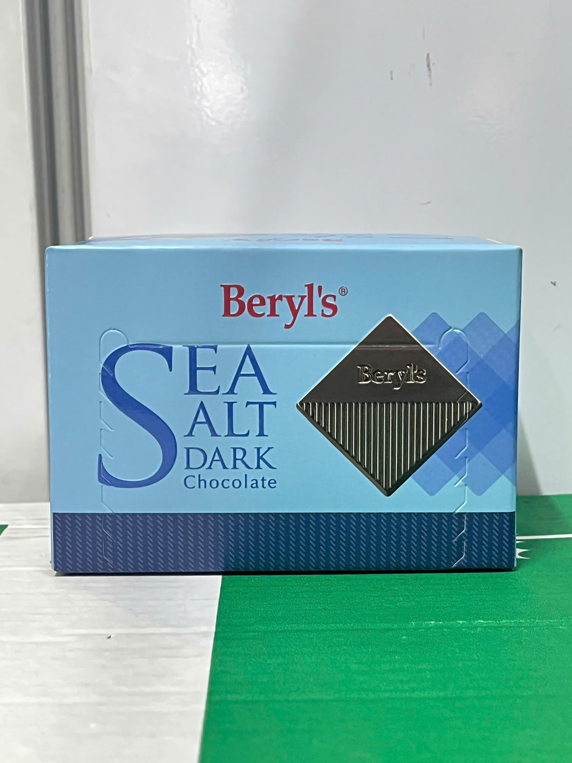 Socola đắng Beryl's muối biển 60g - Beryl's Dark Chocolate With Sea Salt
