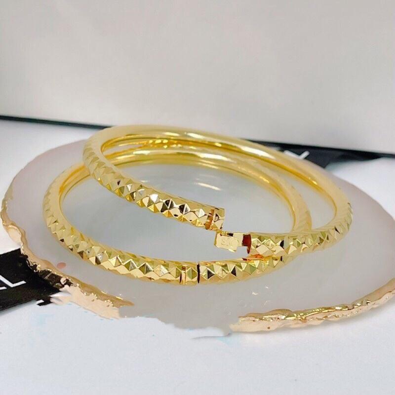 Vòng tay nữ khoá lưỡi gà khắc ký hiệu 10k siêu bền màu