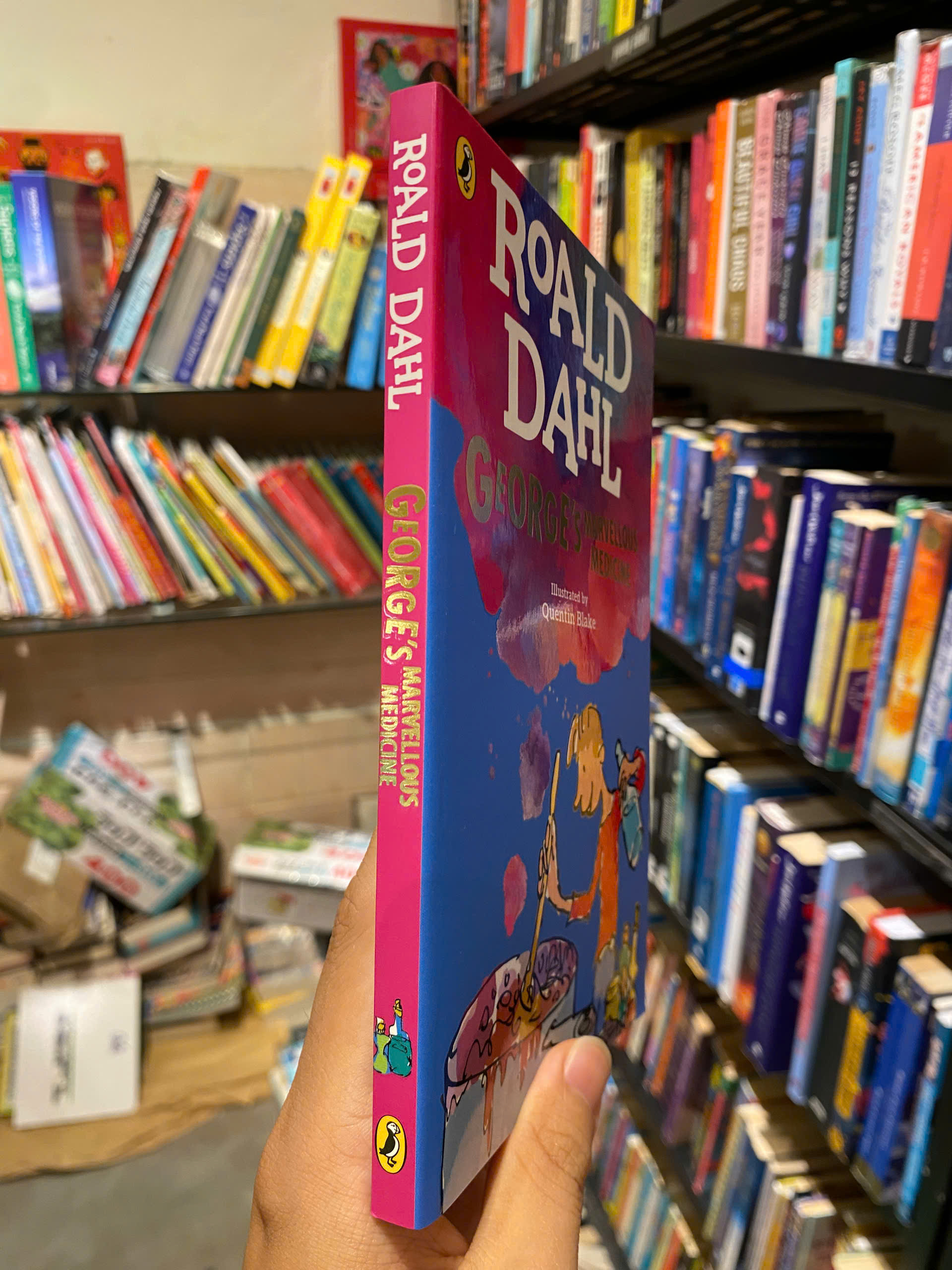 Sách - George's Marvelous Medicine by Roald Dahl | English Childrens Novel / Ngoại văn Trẻ em