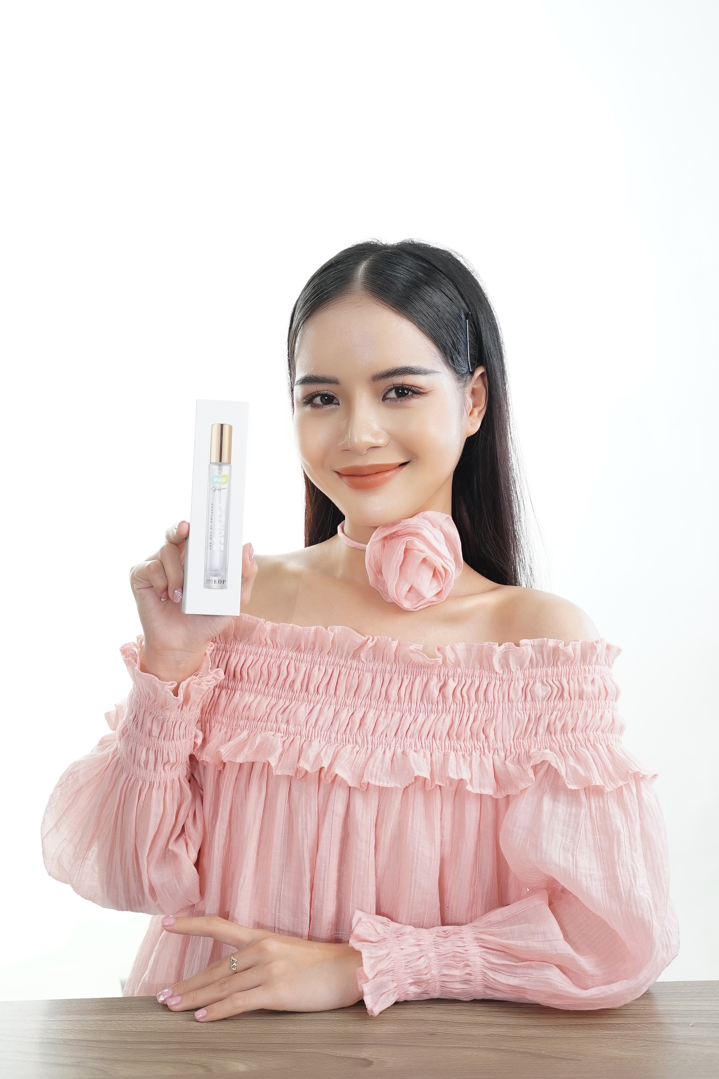 NỮ TÍNH THUẦN KHIẾT - Nước hoa nữ F-THREE SUN-KISSED 10ml